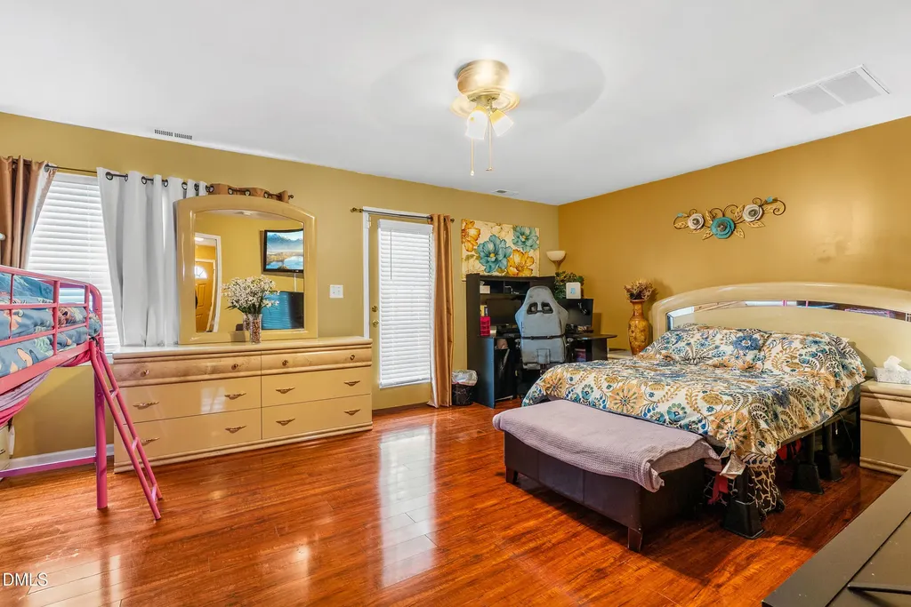 8840 Thornton Town Place Raleigh NC 27616