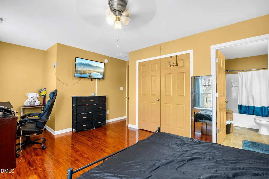 8840 Thornton Town Place Raleigh NC 27616