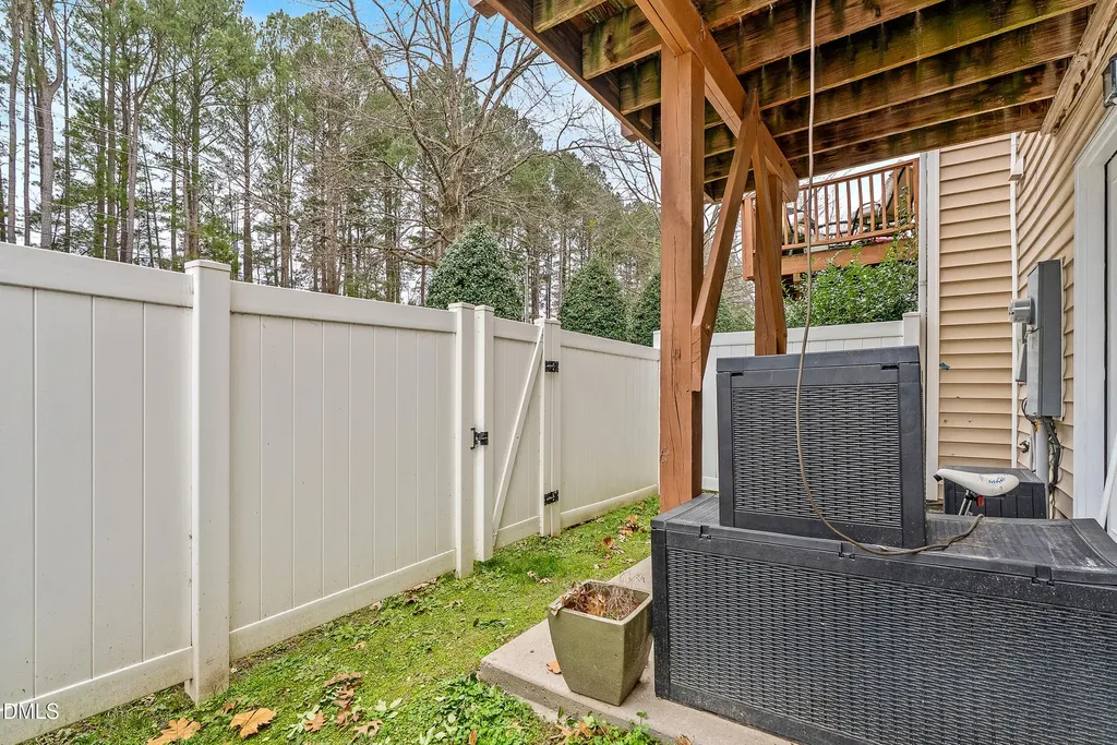 8840 Thornton Town Place Raleigh NC 27616