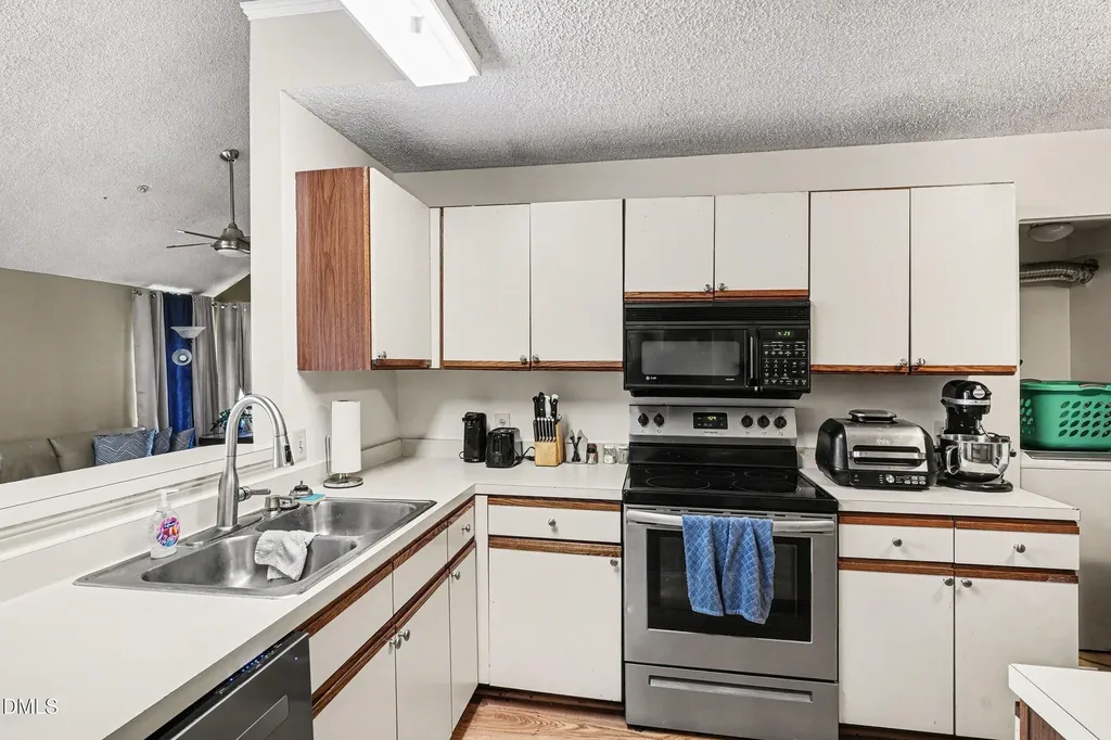 3806 Grey Harbor Drive Raleigh NC 27616