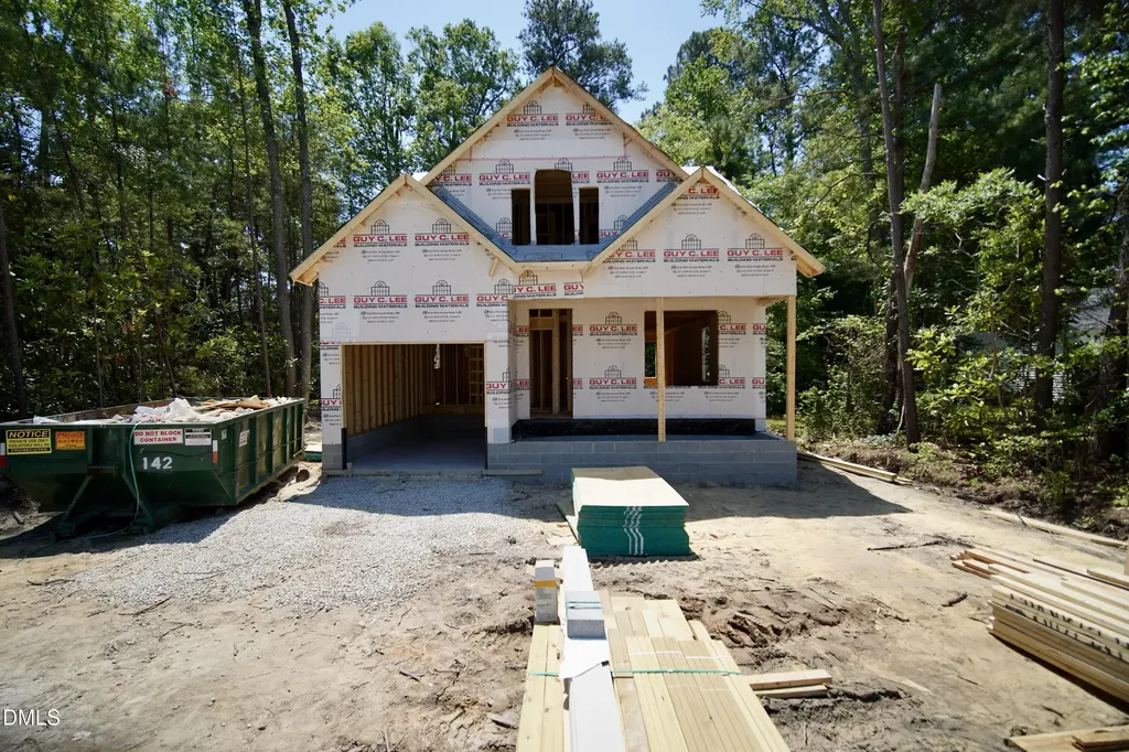 209 W Franklin Street Zebulon NC 27597