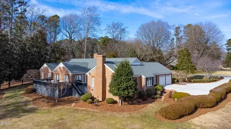 10 Country Club Drive Siler City NC 27344