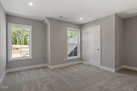 124 Ogden Circle Clayton NC 27527