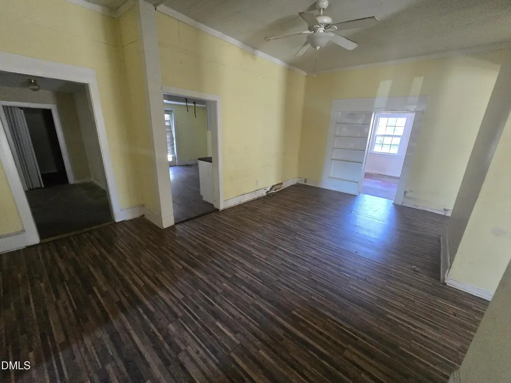301 N Brevard Street Selma NC 27576