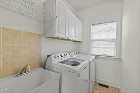 105 Rockport Ridge Way Cary NC 27519