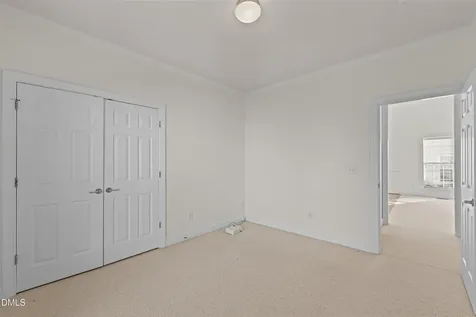 105 Rockport Ridge Way Cary NC 27519
