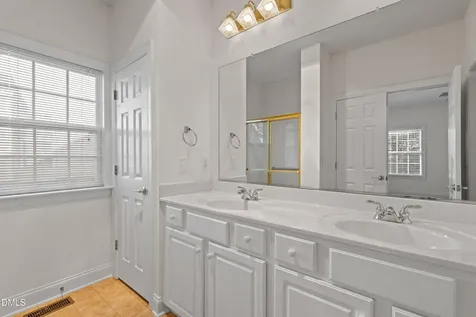 105 Rockport Ridge Way Cary NC 27519