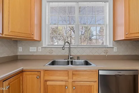 105 Rockport Ridge Way Cary NC 27519