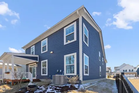2267 Grants Pass Station Apex NC 27502
