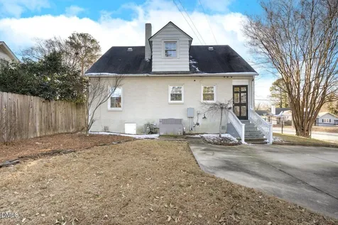 208 Clyde Avenue NW Wilson NC 27893