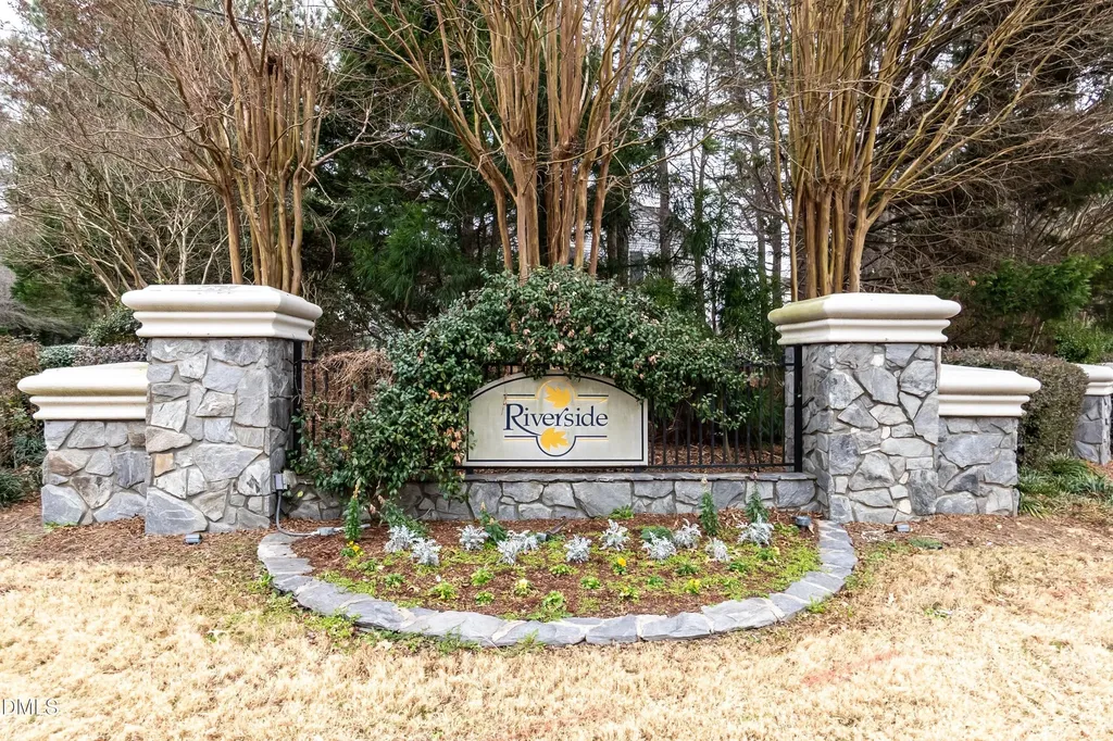 5141 Twelvepole Drive Raleigh NC 27616