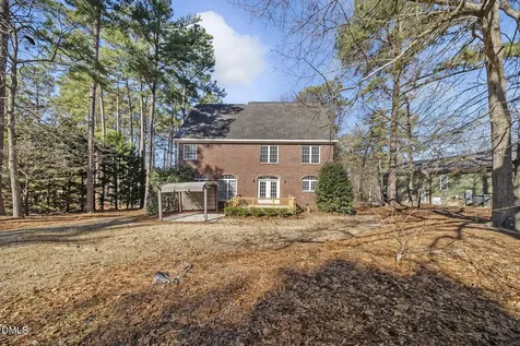 5833 Mockingbird Lane Sanford NC 27332