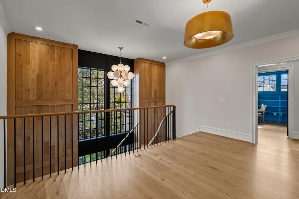 812 Manchester Drive Raleigh NC 27609