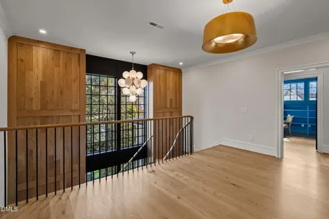 812 Manchester Drive Raleigh NC 27609