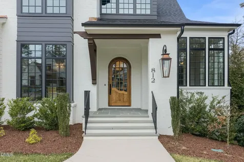 812 Manchester Drive Raleigh NC 27609