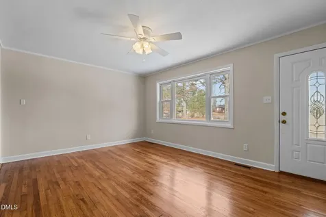 527 Glenwood Drive Sanford NC 27330