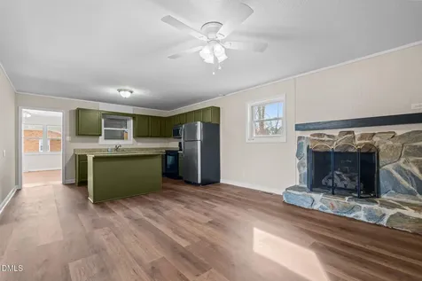 527 Glenwood Drive Sanford NC 27330