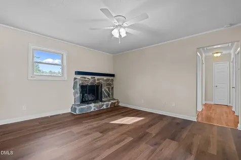 527 Glenwood Drive Sanford NC 27330