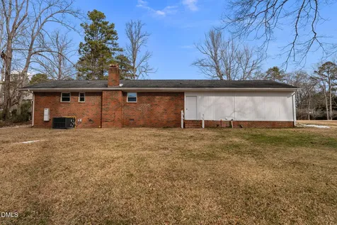 527 Glenwood Drive Sanford NC 27330