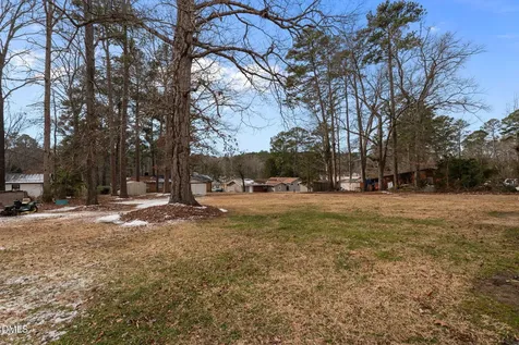 527 Glenwood Drive Sanford NC 27330
