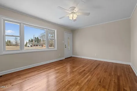 527 Glenwood Drive Sanford NC 27330