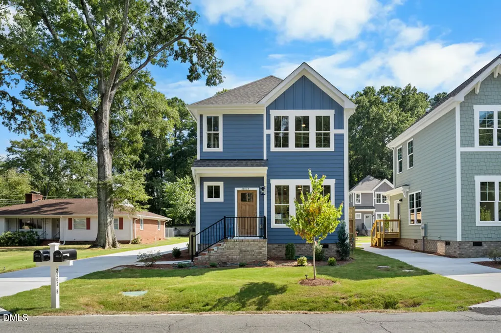 2803 B Fawn Avenue Durham NC 27705