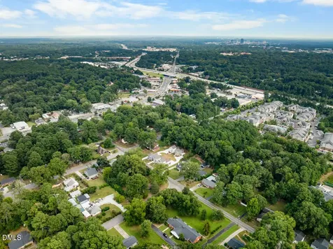 2803 B Fawn Avenue Durham NC 27705