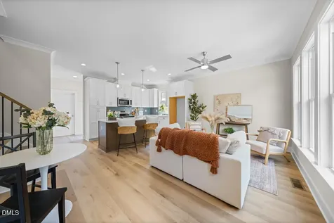 2803 B Fawn Avenue Durham NC 27705
