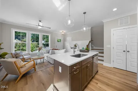 2803 B Fawn Avenue Durham NC 27705
