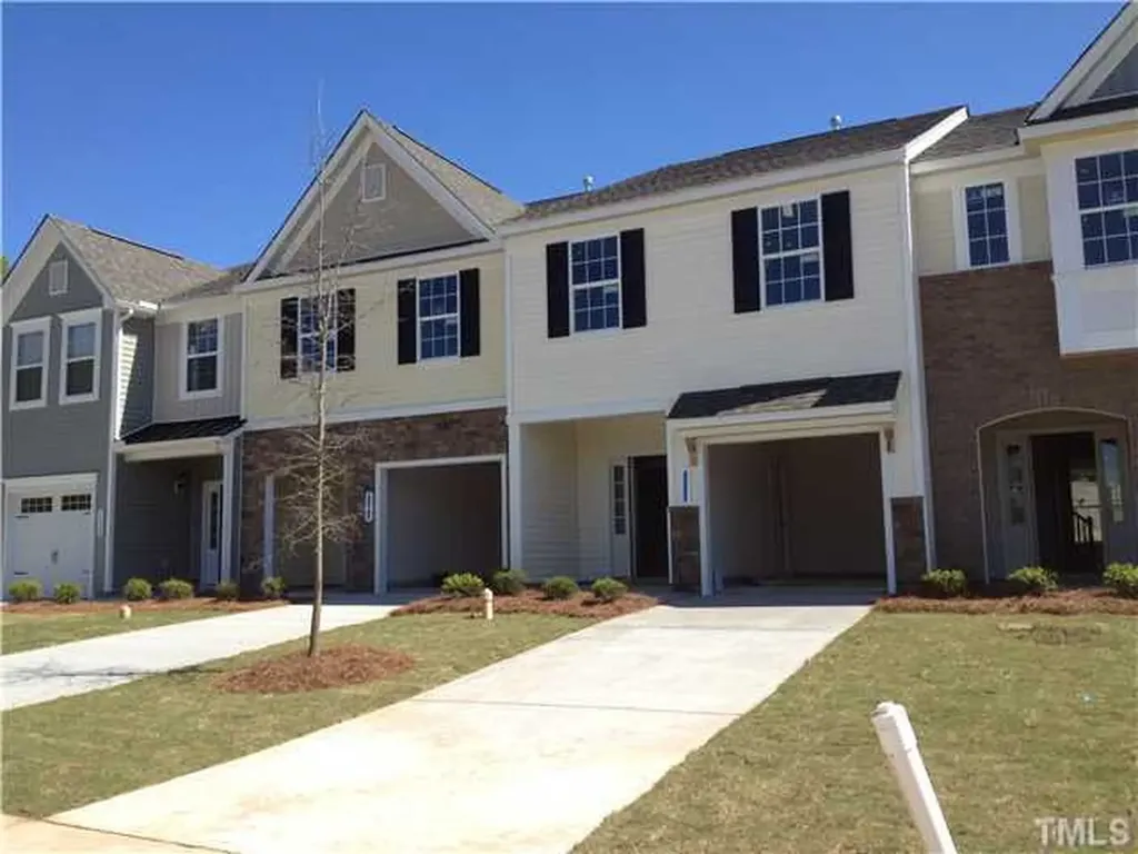1124 Falcon Ridge Lane Morrisville NC 27560