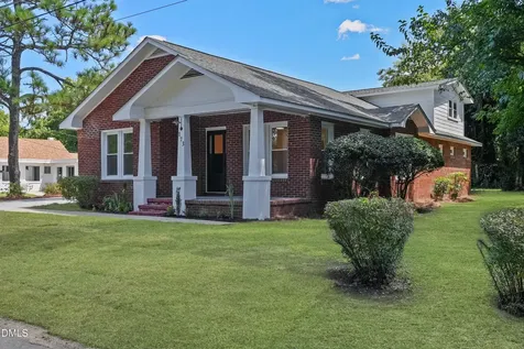 173 S Hardin Street Southern Pines NC 28387