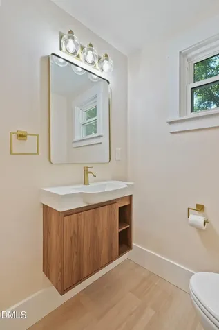 173 S Hardin Street Southern Pines NC 28387