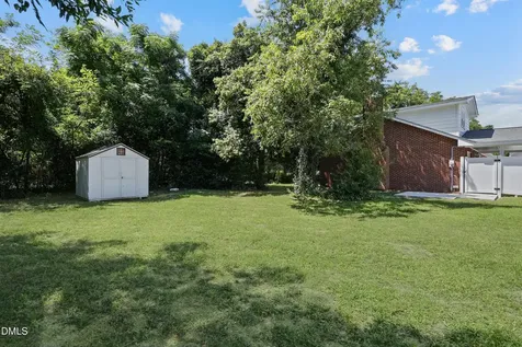 173 S Hardin Street Southern Pines NC 28387