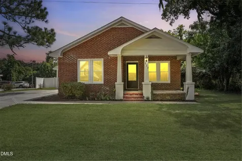 173 S Hardin Street Southern Pines NC 28387