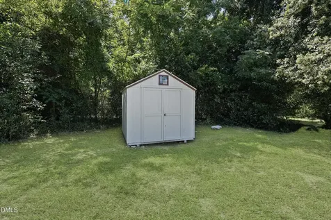 173 S Hardin Street Southern Pines NC 28387
