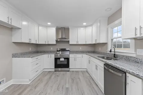 1222 Brinkley Road Dunn NC 28334
