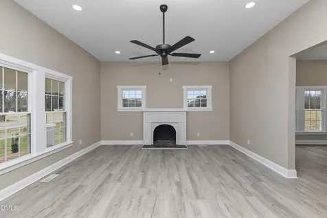 1222 Brinkley Road Dunn NC 28334
