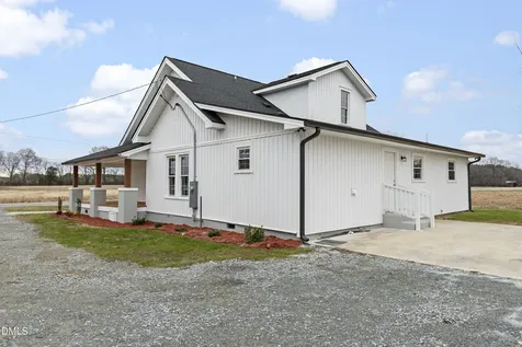 1222 Brinkley Road Dunn NC 28334