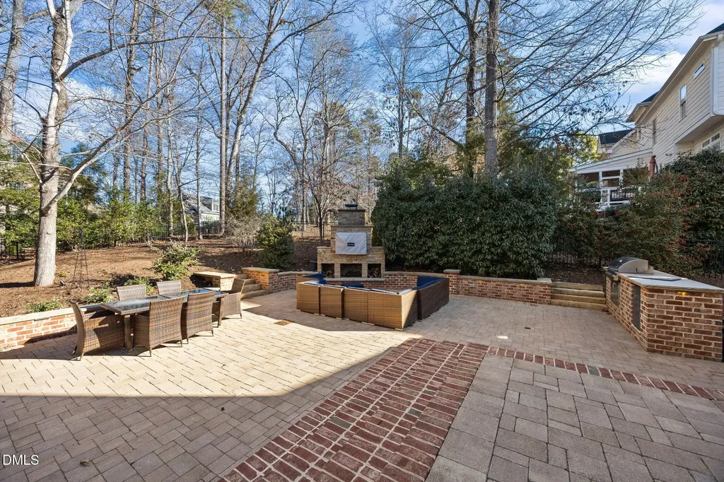 219 Brown Bear Chapel Hill NC 27517