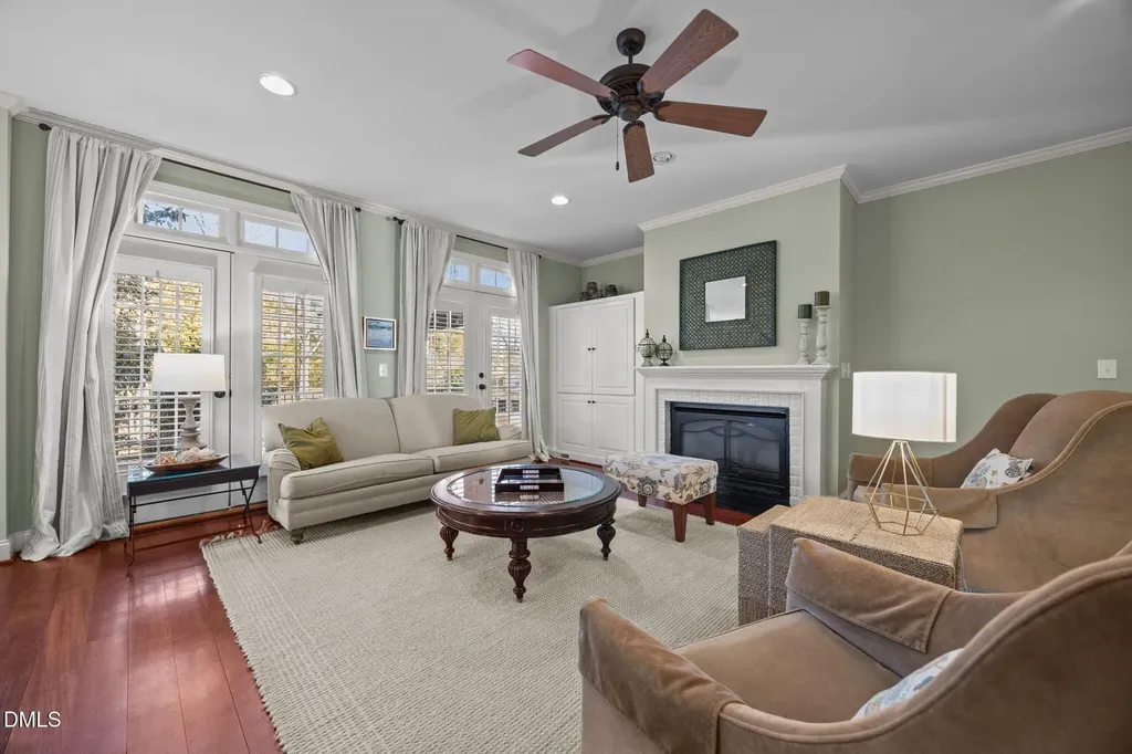 219 Brown Bear Chapel Hill NC 27517
