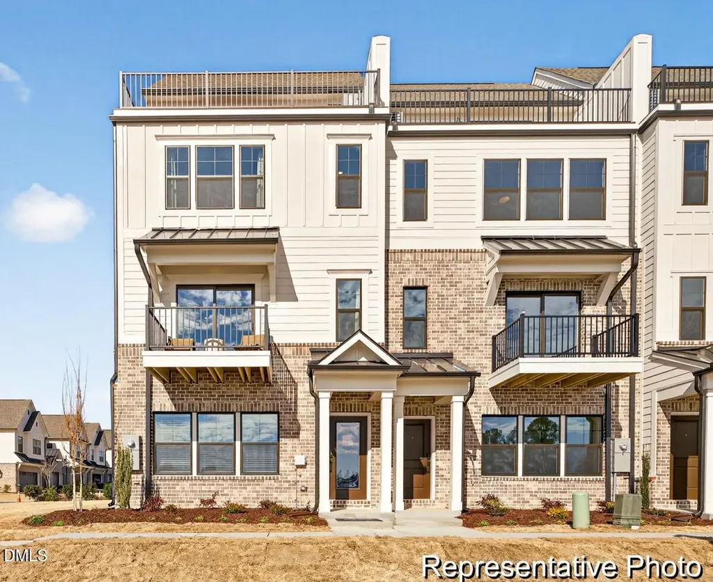 240 Periwinkle Place Clayton NC 27527