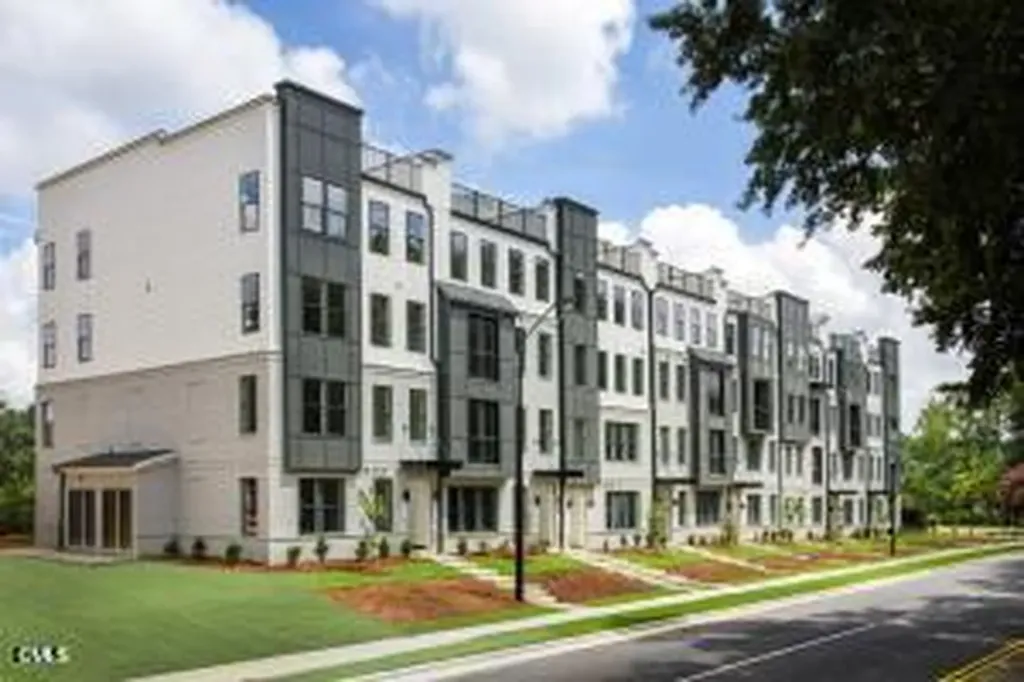 110 Byrum Street Cary NC 27511