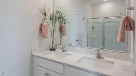 827 Washington Street Fuquay Varina NC 27526