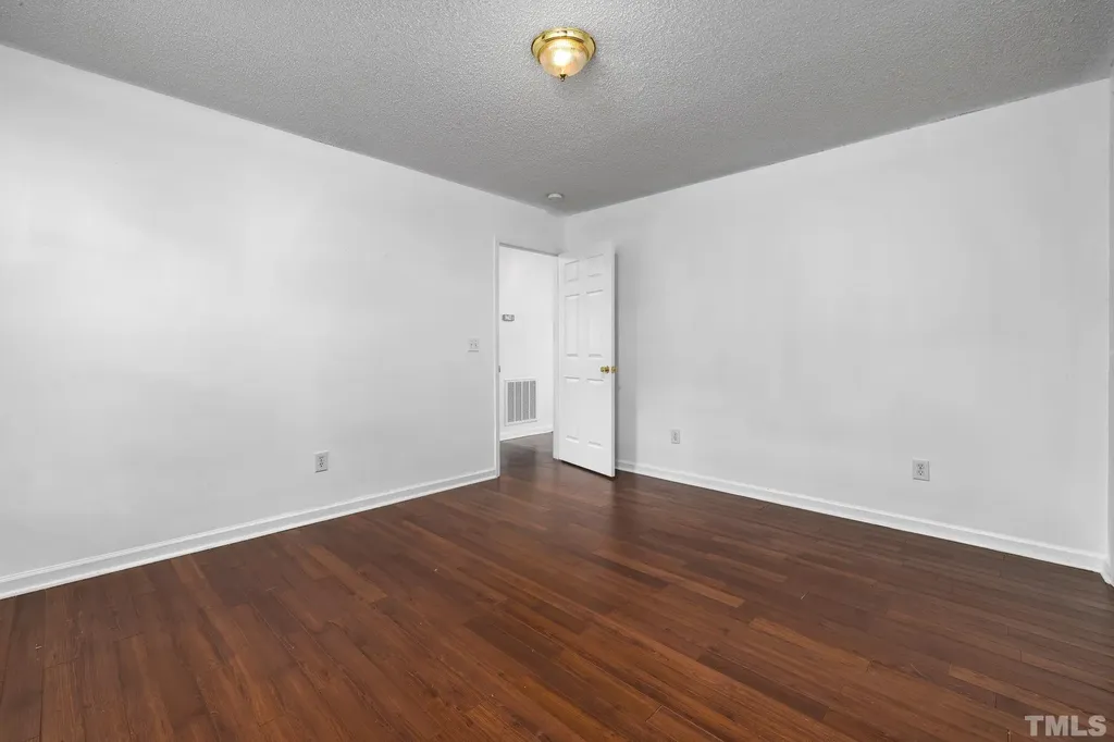 848 Darby Street Raleigh NC 27610