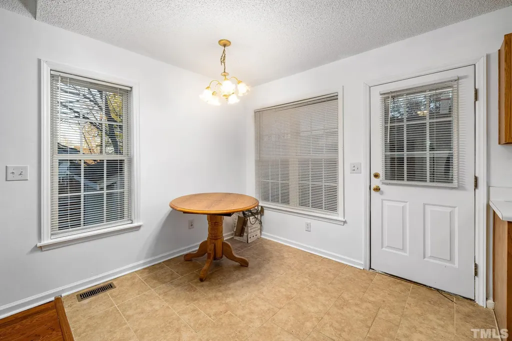 848 Darby Street Raleigh NC 27610