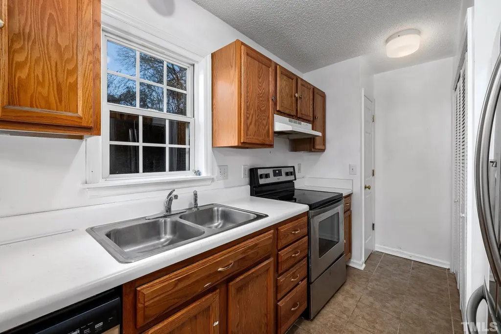 848 Darby Street Raleigh NC 27610