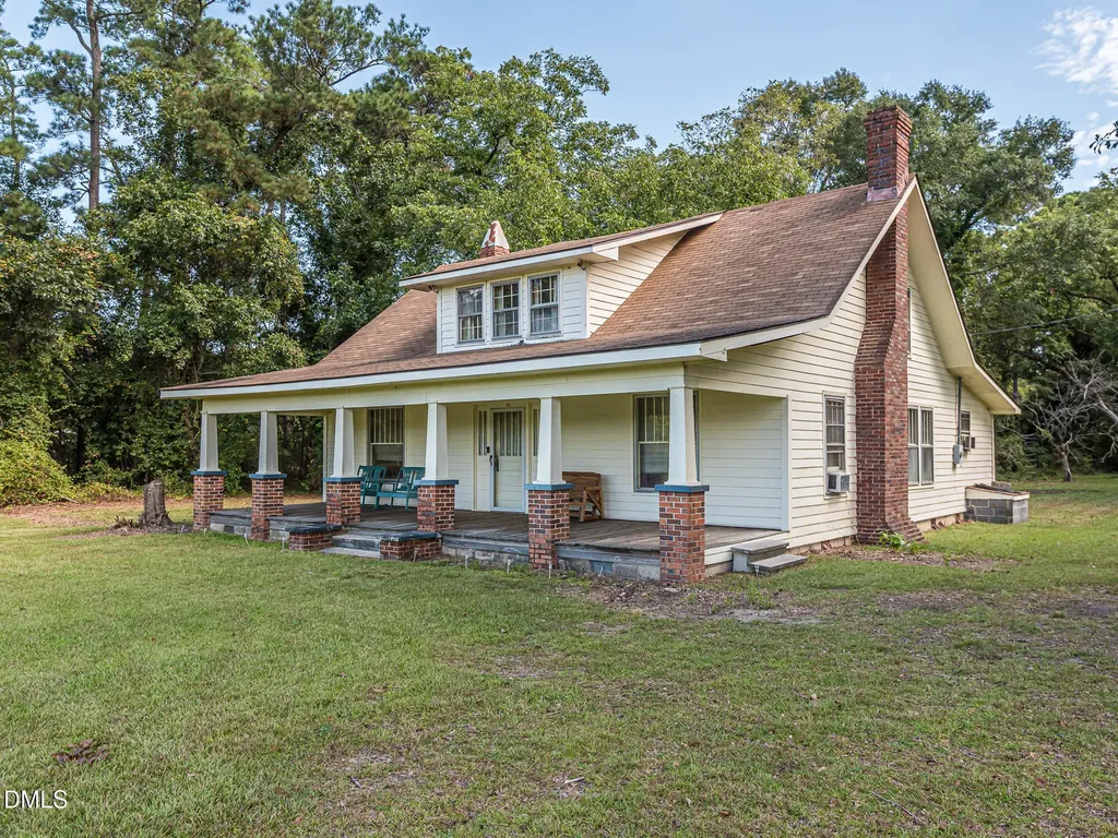 381 Royal Road Roseboro NC 28382