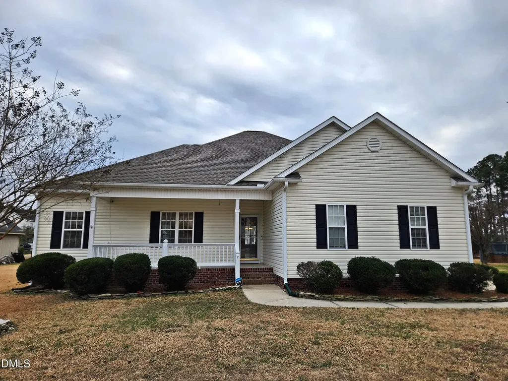 7 Edgewater Drive Smithfield NC 27577