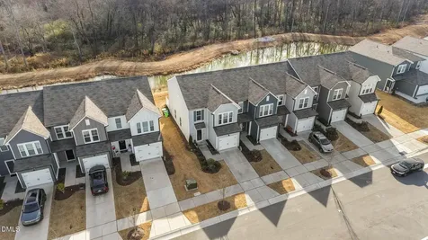1572 Rhodes Pond Street Wendell NC 27591