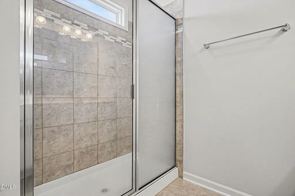 185 Stornoway Lane Clayton NC 27527
